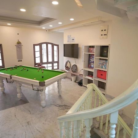 Destin Olympus Banjara Hostel Hyderabad Bagian luar foto